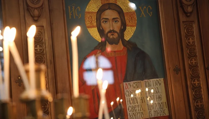 След Възкресение Христово християните заменят "Добър ден" с традиционния поздрав в продължение на 40 дни След Възкресение Христово християните заменят "Добър ден" с традиционния поздрав в продължение на 40 дни