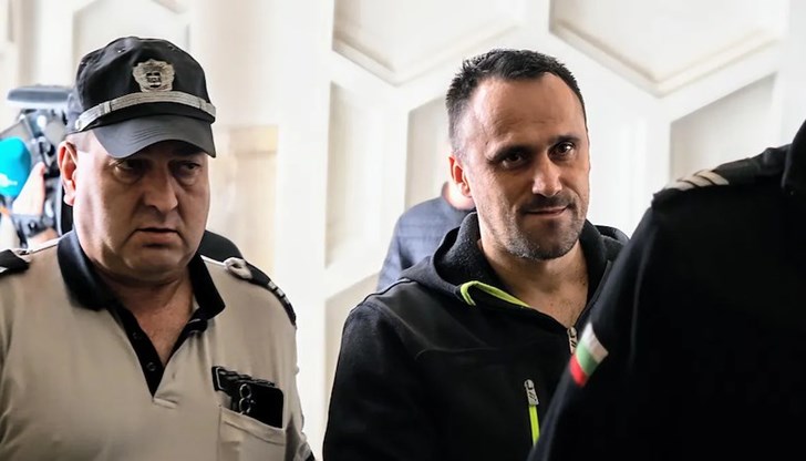 Петър Дачев остава зад решетките въпреки доказателствата за прекаран мозъчен инсулт Петър Дачев остава зад решетките въпреки доказателствата за прекаран мозъчен инсулт