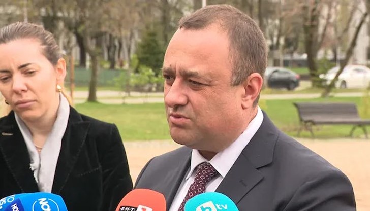 Започва спешна проверка за изясняване на причините за катастрофата, при която загина 12-годишно дете