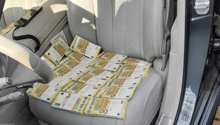 Полицията успя да открие и върне цялата сума на пострадалия бизнесмен