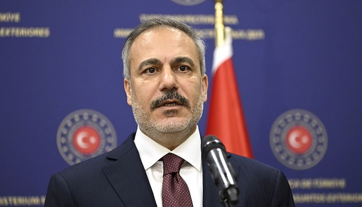 Турският външен министър проведе разговори с представители на палестинската организация в Анкара Турският външен министър проведе разговори с представители на палестинската организация в Анкара