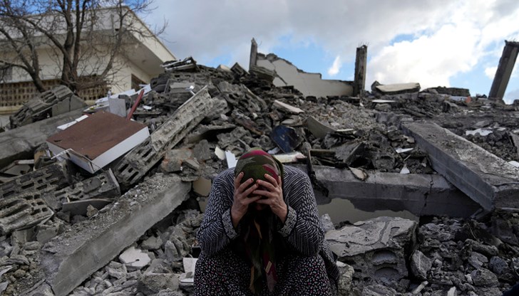 Двамата осъдени присвоиха 2,2 милиона лева от помощите за жертвите на земетресения Двамата осъдени присвоиха 2,2 милиона лева от помощите за жертвите на земетресения