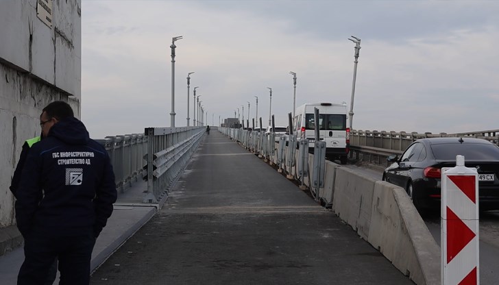 Интензивен трафик на товарни автомобили отчитат на ГКПП "Капитан Андреево"