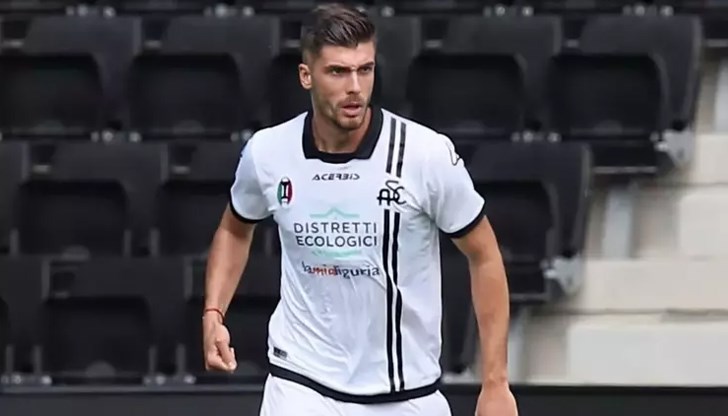 Петко Христов отказа да облече българския екип