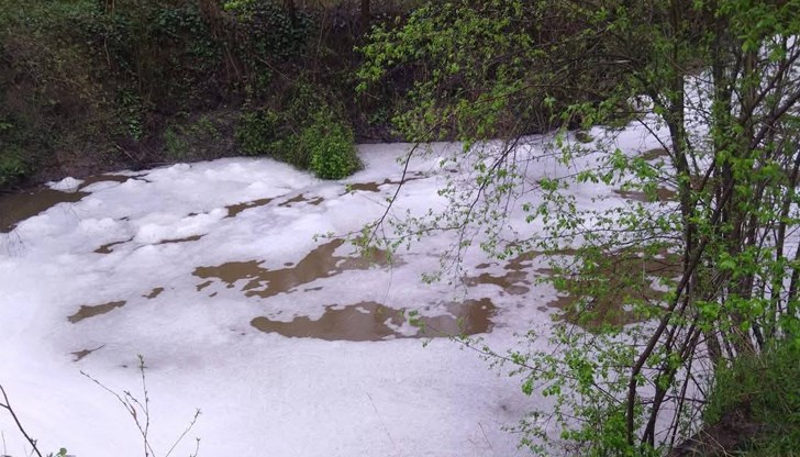 Следите от замърсяването се проследяват на 40 километра Следите от замърсяването се проследяват на 40 километра