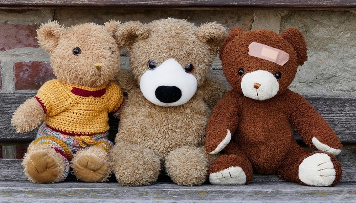 Изследване разкри опасни бактерии по любимите детски играчки, които могат да причинят сериозни здравословни проблеми