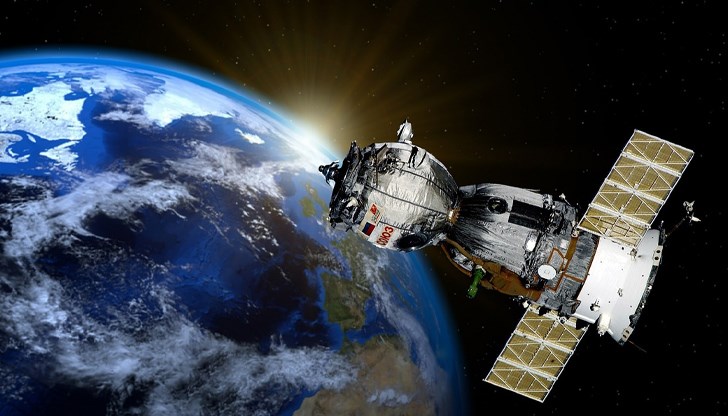 Един малък фрагмент може да унищожи сателит на стойност милиони - опасността в космоса расте