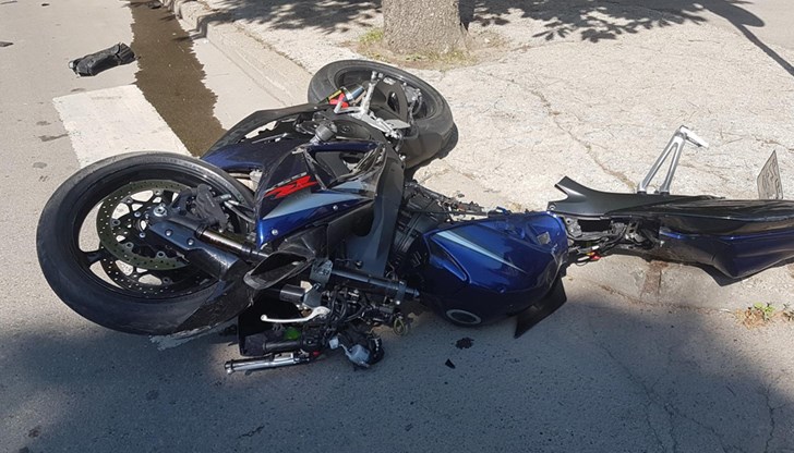 За последната седмица това е втората тежка катастрофа с моторист в сливенско За последната седмица това е втората тежка катастрофа с моторист в сливенско