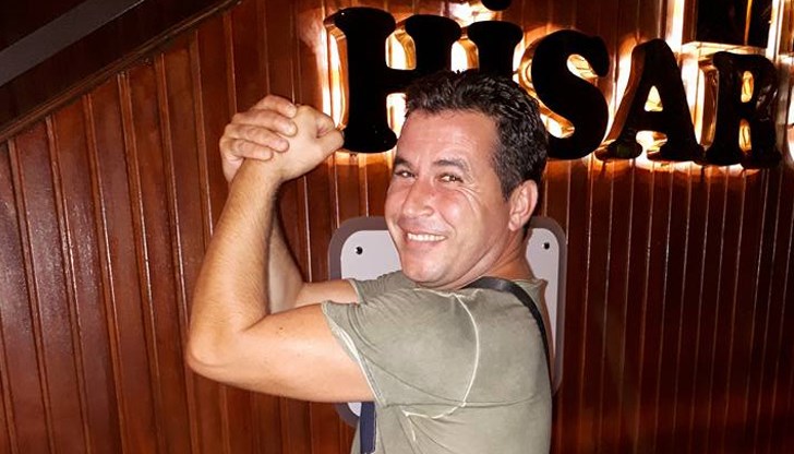 Според очевидец народният певец е шофирал мъртво пиян