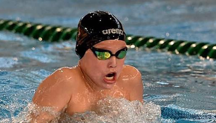 Двоен триумф за младия плувец на басейн Младост в ПловдивРусенецът