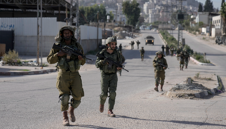 След разследване уволняват офицер и налагат санкции, но не откриват