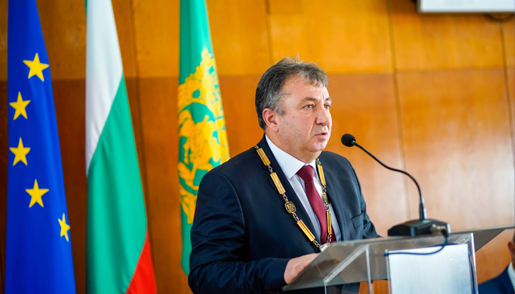 Бюджет 2025 на Шумен предвижда 15% ръст на възнагражденията в