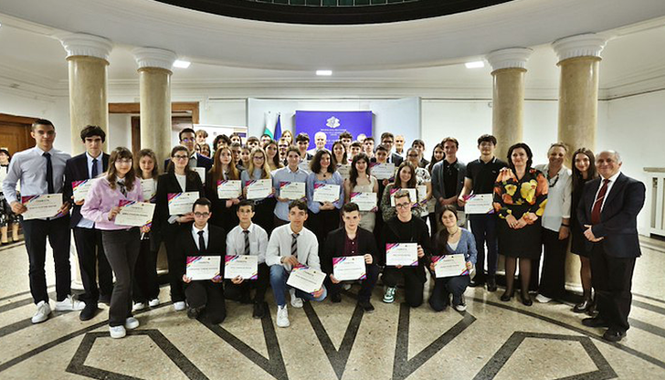 Ученици от МГ Баба Тонка с големи отличия за проекти