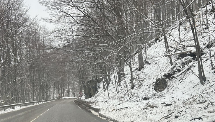 Шофьорите трябва да са подготвени за зимни условия, предупреждават от