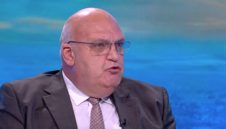 Д-р Брънзалов: Българската здравна система кърви, а властта бездействаПоловината от