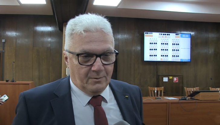 Стоян Христов: Паркингът до Арена Русе е свободен и може