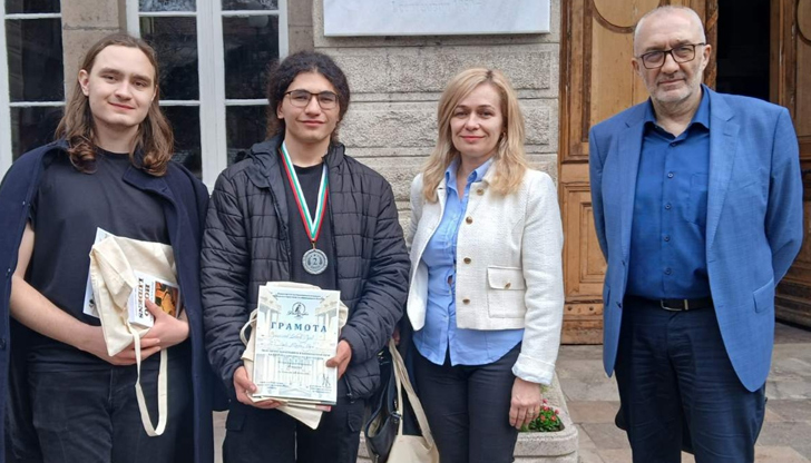 Венцислав Велев от МГ Баба Тонка отново е в националния