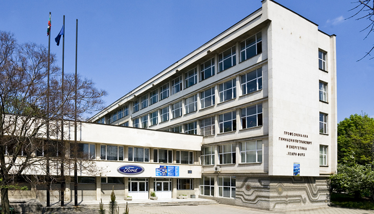 Момчето е настанено в болница Пирогов с тежки фрактуриТежък инцидент