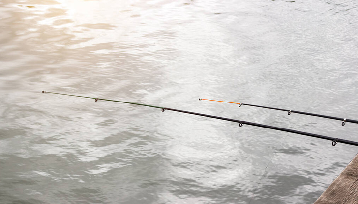 С два акта е наказан и мъж, който ловял риба