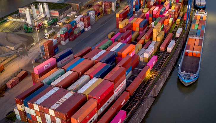 Китай отговори с мита до 200%, поставяйки малките икономики между