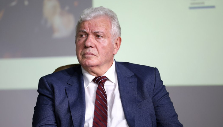 Кметът Васил Терзиев се обяви против отстраняването на инж. Стоян