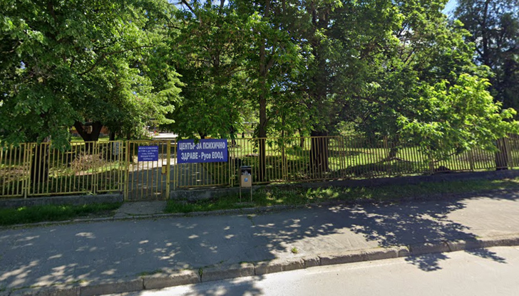 Кандидатите трябва да имат магистърска степен по медицина със специалност