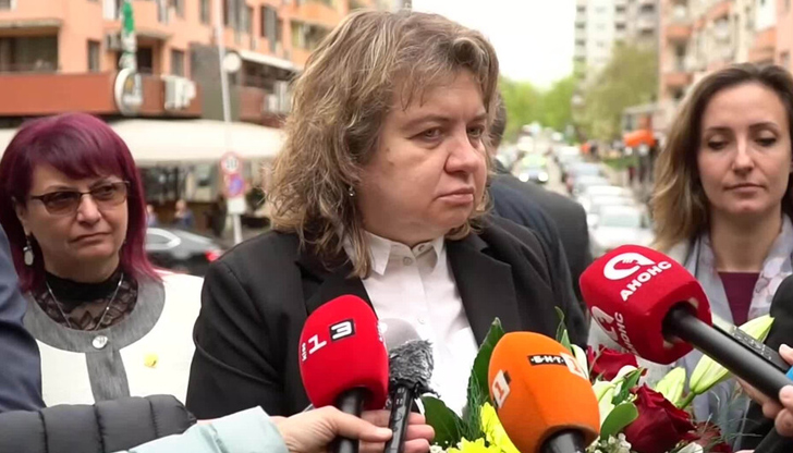 Председателят на НС е на визита в РусеПравителството ще продължи