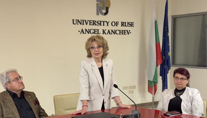 Авторката на Рани от власт и Ах, тази власт се