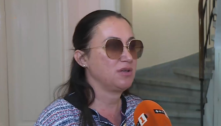 Миглена Христова: Ние няма как да произведем такова сако, а