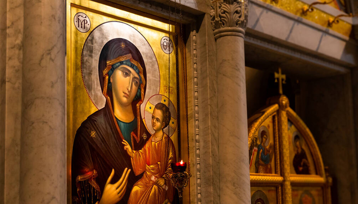 Православната църква почита паметта на мъчениците Агатопод и Теодул на