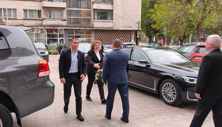 Срещи с местната власт и лекция в университета влизат в