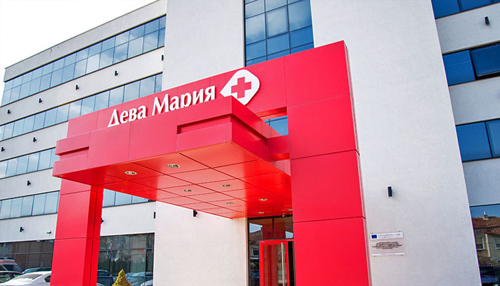 Жената е получила тежък кръвоизлив след раждане, лекарите се борят