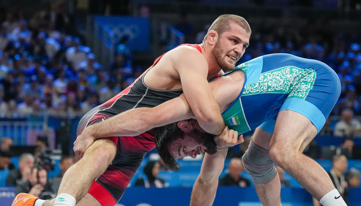 Олимпийският шампион ще се изправи срещу беларуския си съперник в