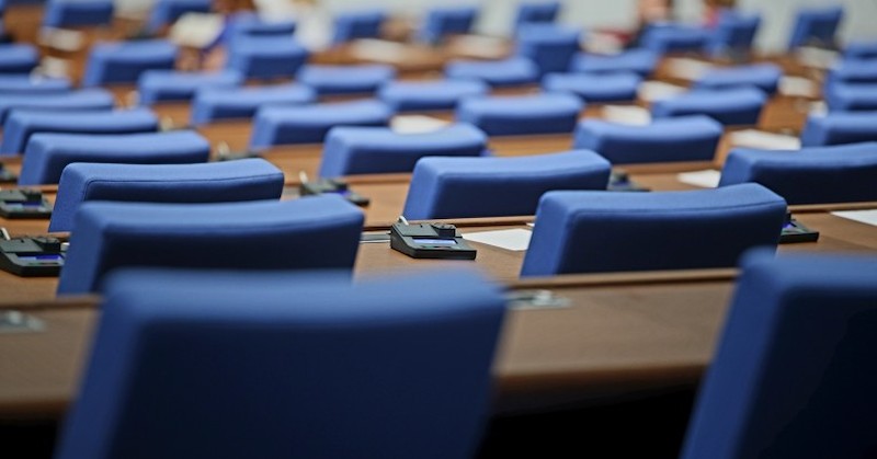 Парламентът ще почива на два пъти - от днес до