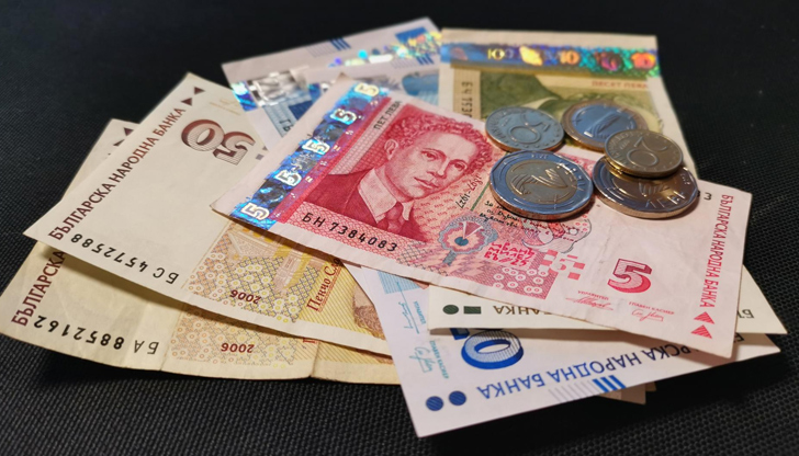 За нормален живот човек се нуждае от близо 2000 лева