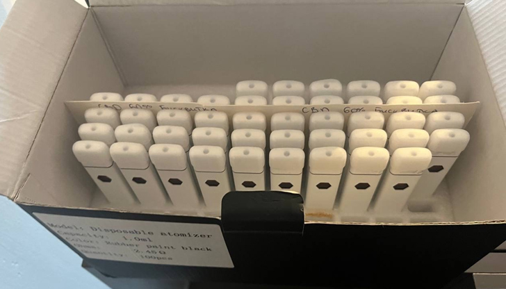 Икономическа полиция“ иззе 5 000 ампули, 640 вейпа и над