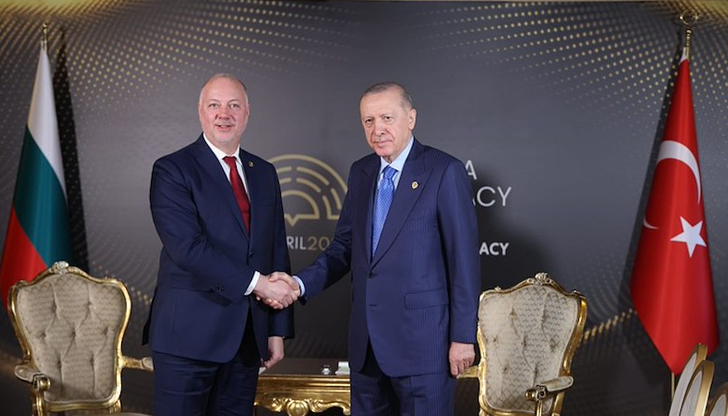 Росен Желязков се срещна с Реджеб Ердоган в АнталияПриятелските и