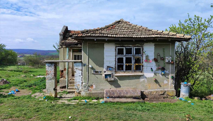 31-годишният мъж е нанесъл побой на 54-годишния си родител, който