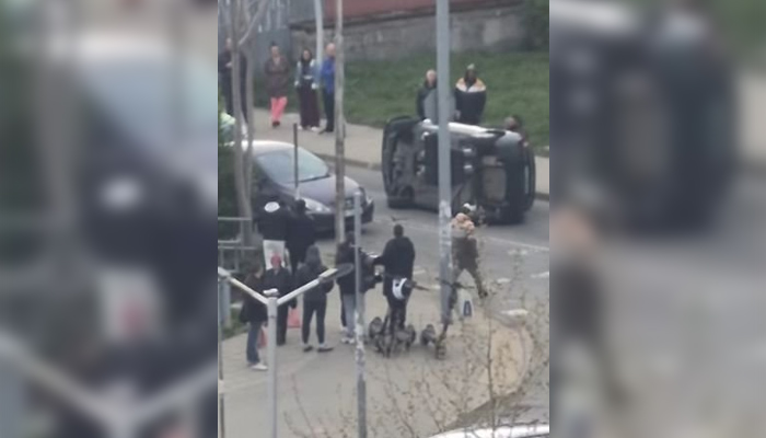 Причината за инцидента е несъобразена скорост при завой в близост