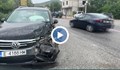 Три автомобила се удариха в Кресна