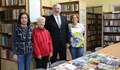 Драгомир Драганов дари близо 150 книги на читалища в община Иваново