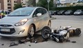 Автомобил блъсна моторист в Студентски град