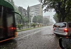 НИМХ обявява жълт код за бури и градушки в 13