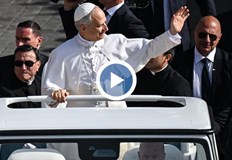 Церемонията събра световния политически елитДнес на площад Свети Петър във