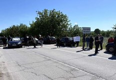 Протестиращите настояват за незабавно решение на дългогодишния проблем с безводиетоЖители