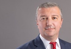 Левицата избрала държавния над партийния интересБСП е най старата партия в