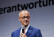 Лидерът на консерваторите бе избран на втори турФридрих Мерц е