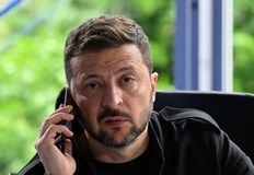 Володимир Зеленски премести празника на 20 ноември с цел съгласуване