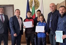 Божидар Георгиев и Елена Михайлова впечатлиха кмета с постижения в