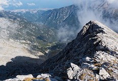 Родителите планинари и децата им на 11 и 7 години